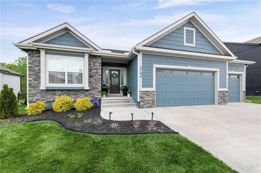 2104 Foxtail Drive, Kearney, MO 64060 Main Photo