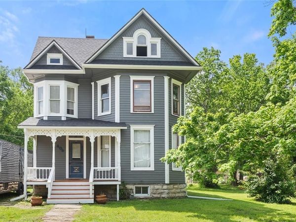 406 E 4th Street, Wellsville, KS 66092