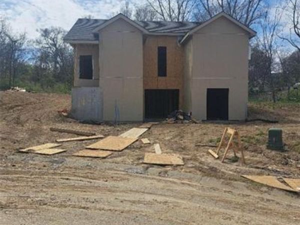 1942 N VALLEY Avenue, Kansas City, KS 66104