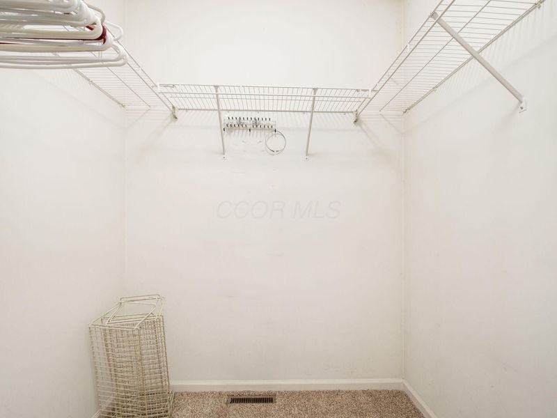 1032 Portlock Drive , Columbus, OH 43228 Photo 26