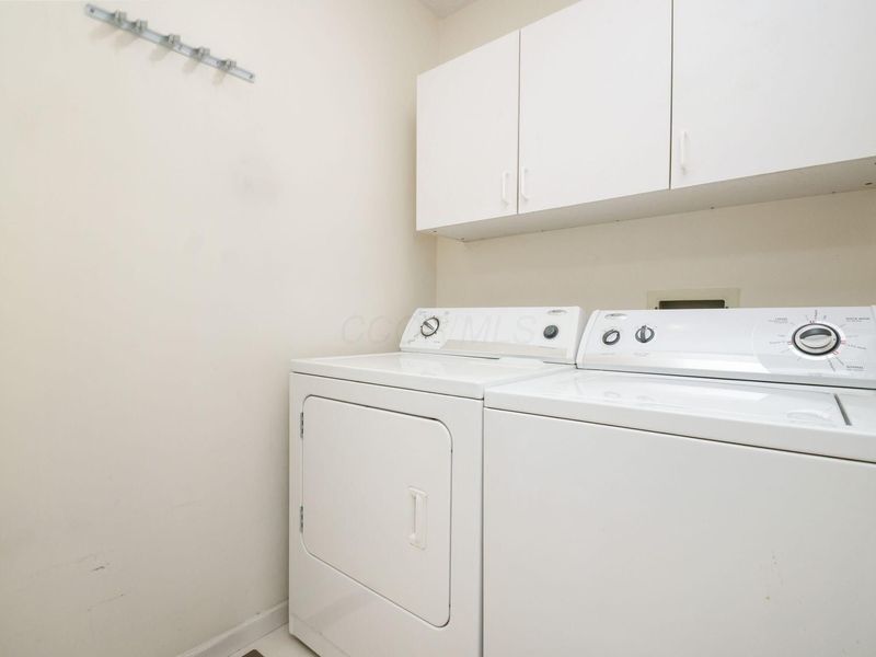 1032 Portlock Drive , Columbus, OH 43228 Photo 28