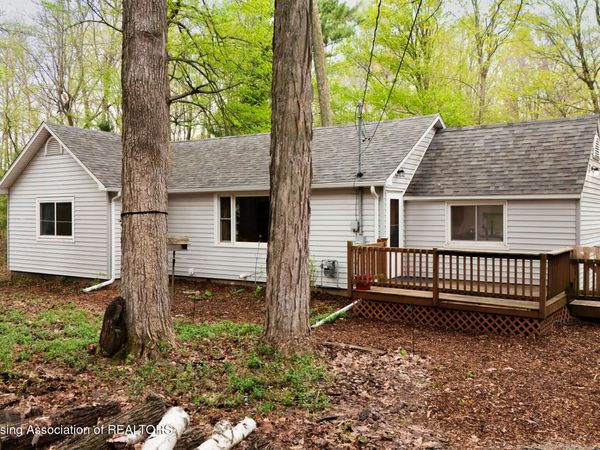 4410 Harding Avenue, Holt, MI 48842