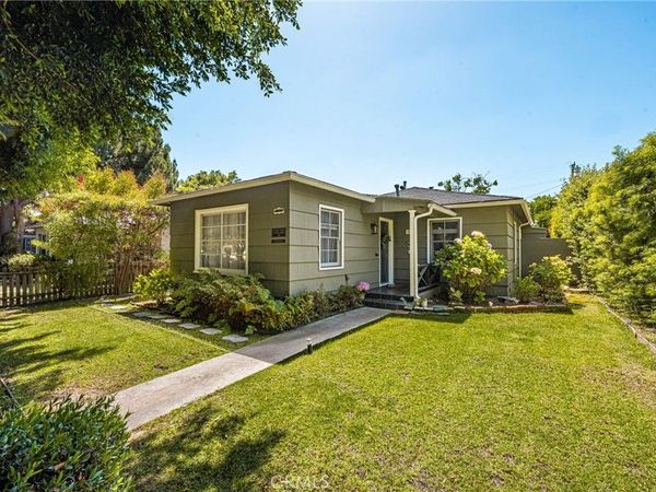 3461 Gardenia Avenue, Long Beach, CA 90807
