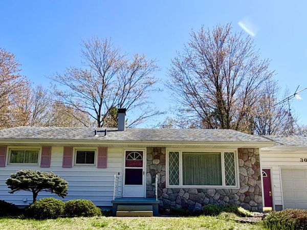 3661 E Sternberg Road, Fruitport, MI 49415