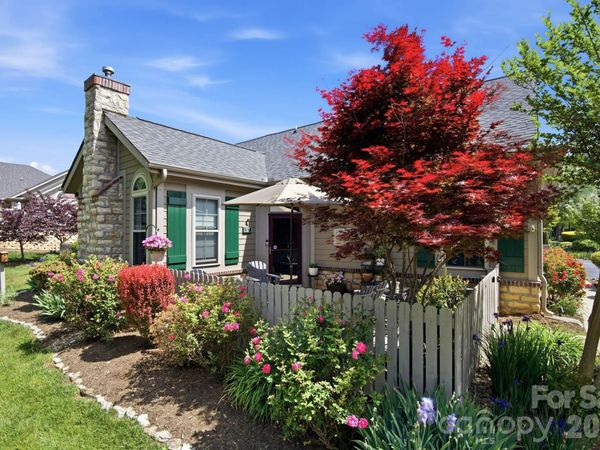 57 Outlook Circle, Swannanoa, NC 28778