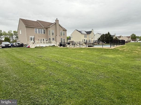 74 HEMPSTEAD DRIVE, NEWARK, DE 19702