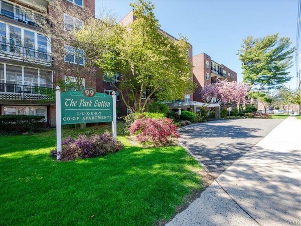 99 Randall Avenue, Unit 1-S, Freeport, NY 11520