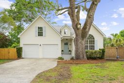930 Billfish Court photo 4