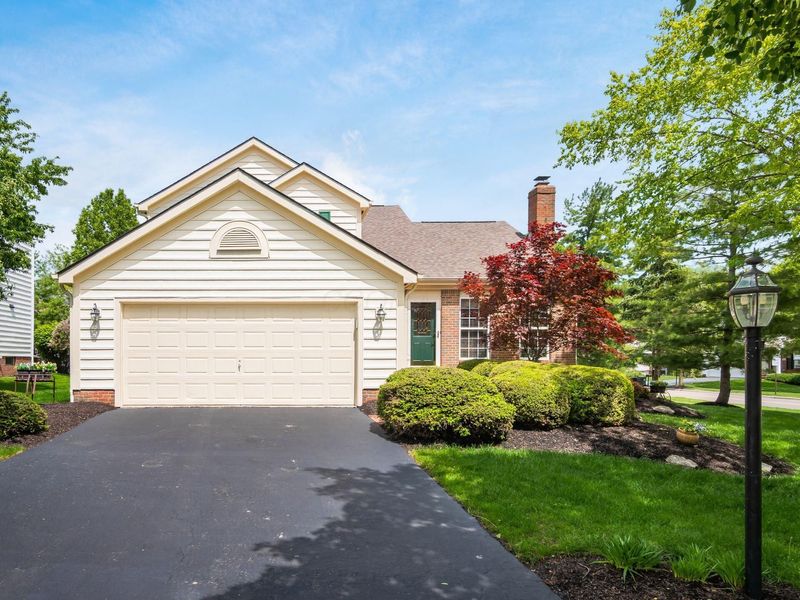 164 Stamford Drive, Powell, OH 43065 Photo 3