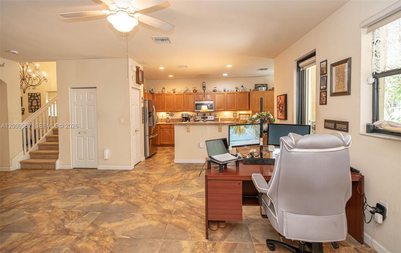 2604 NE 1st St, Homestead, FL 33033 Photo
