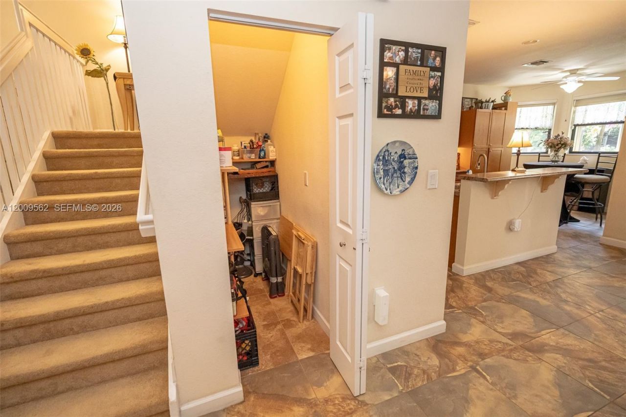 2604 NE 1st St, Homestead, FL 33033 Photo