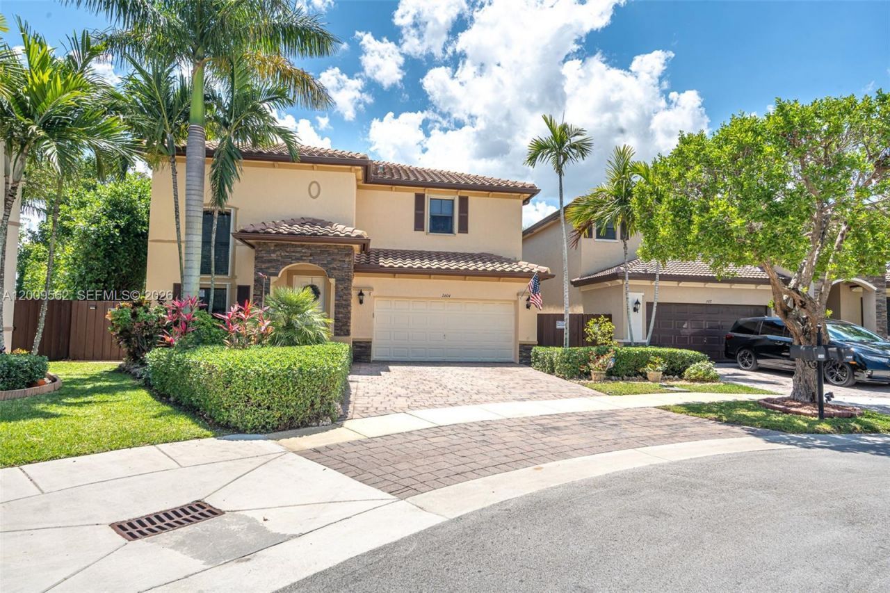 2604 NE 1st St, Homestead, FL 33033 Photo