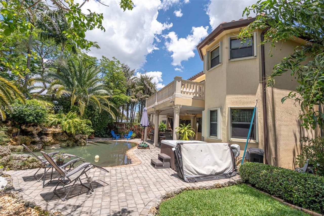 2604 NE 1st St, Homestead, FL 33033 Photo