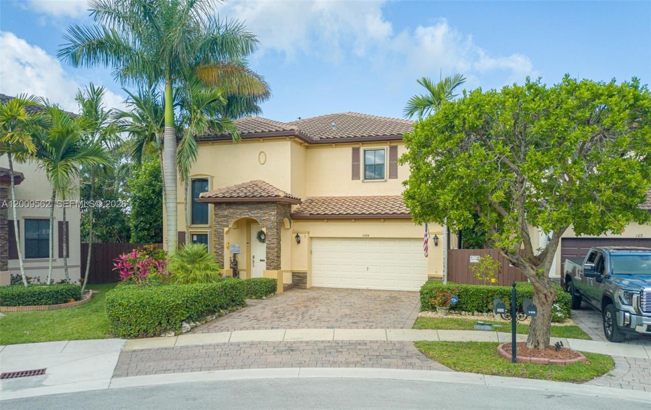 2604 NE 1st St, Homestead, FL 33033 Photo