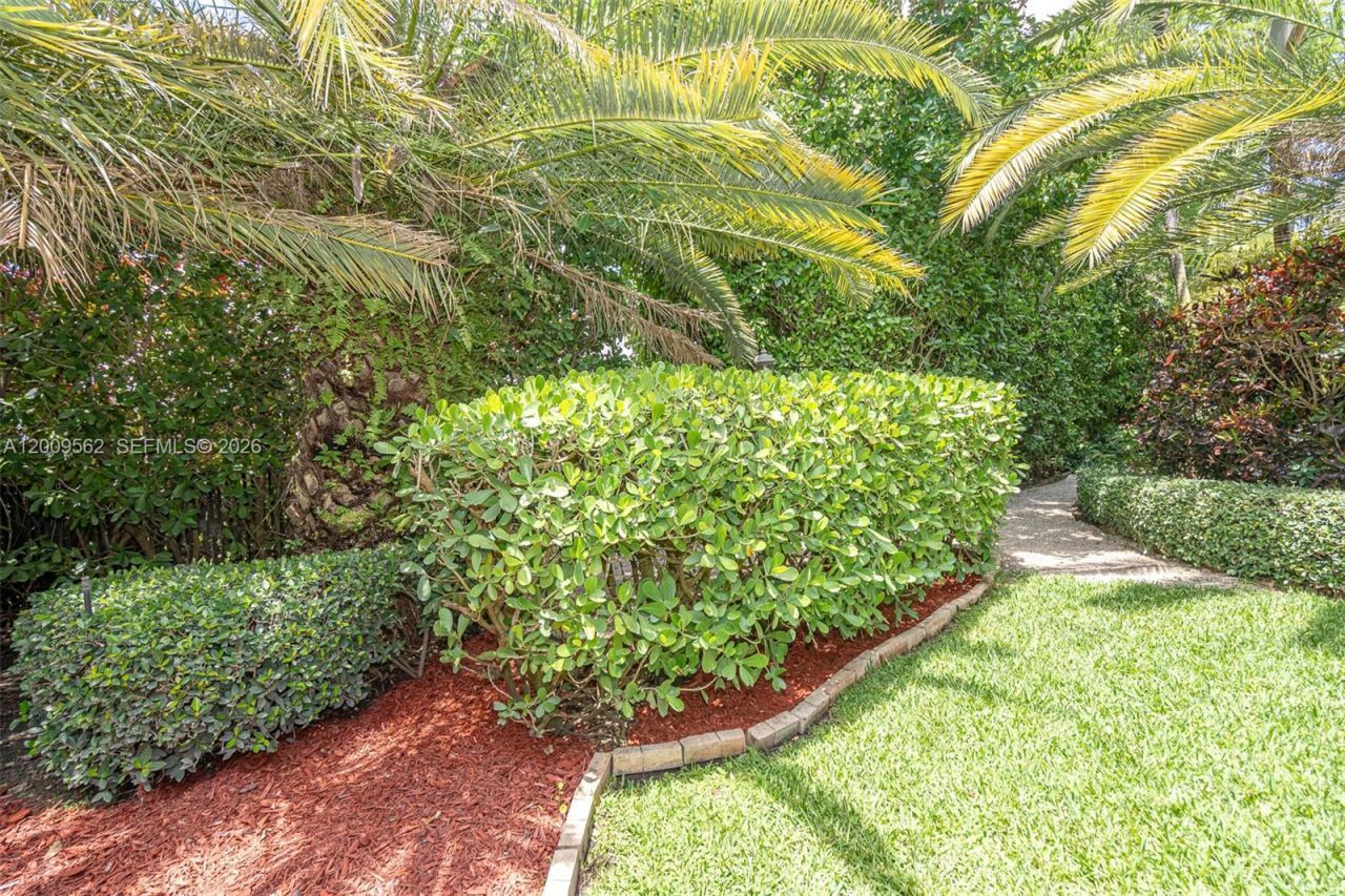 2604 NE 1st St, Homestead, FL 33033 Photo