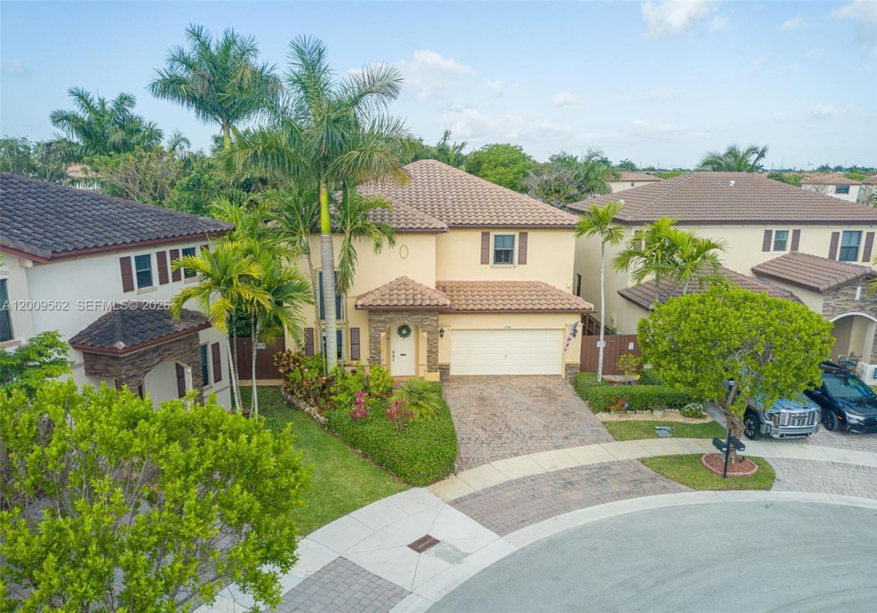 2604 NE 1st St, Homestead, FL 33033 Photo