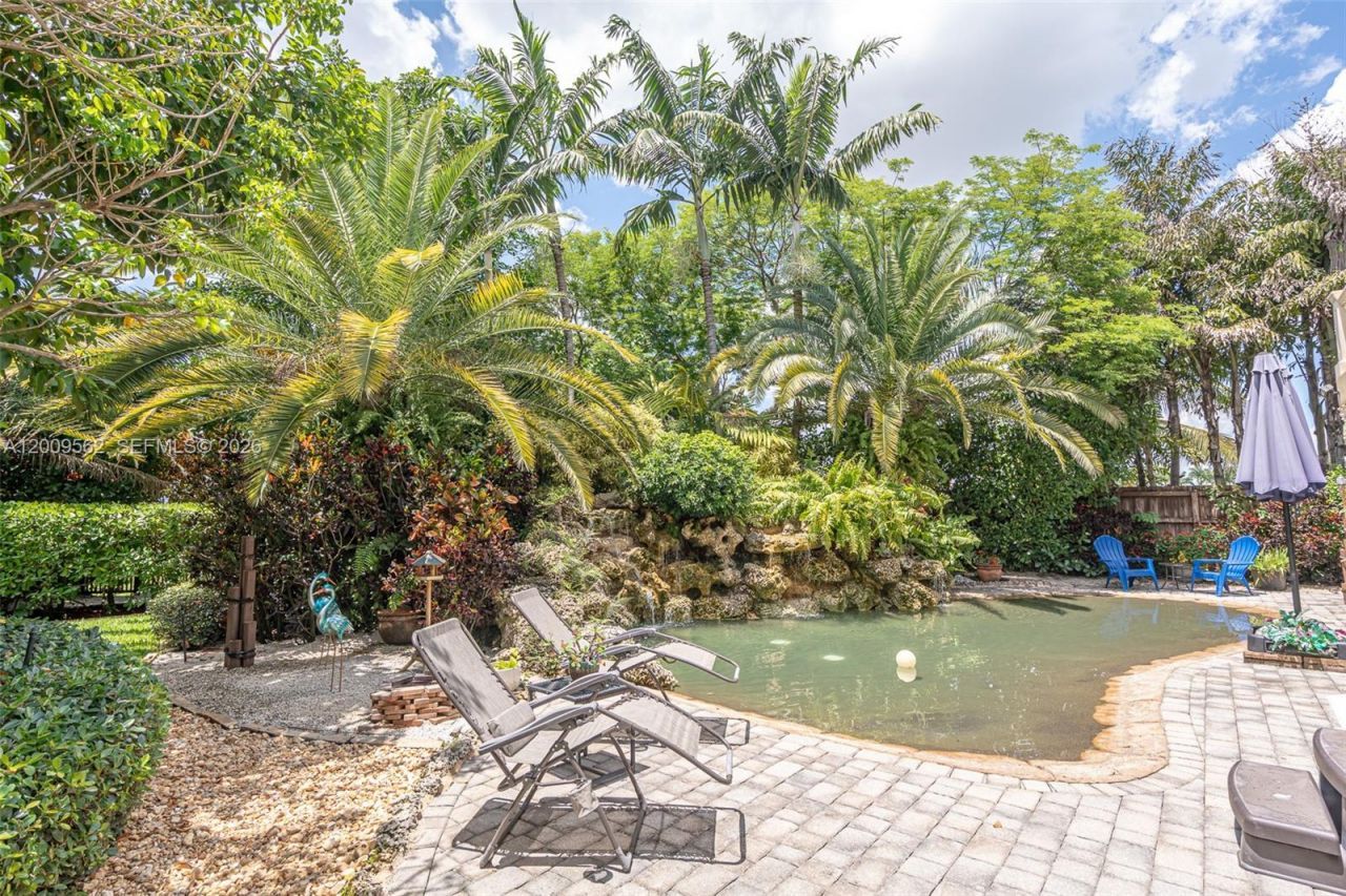 2604 NE 1st St, Homestead, FL 33033 Photo