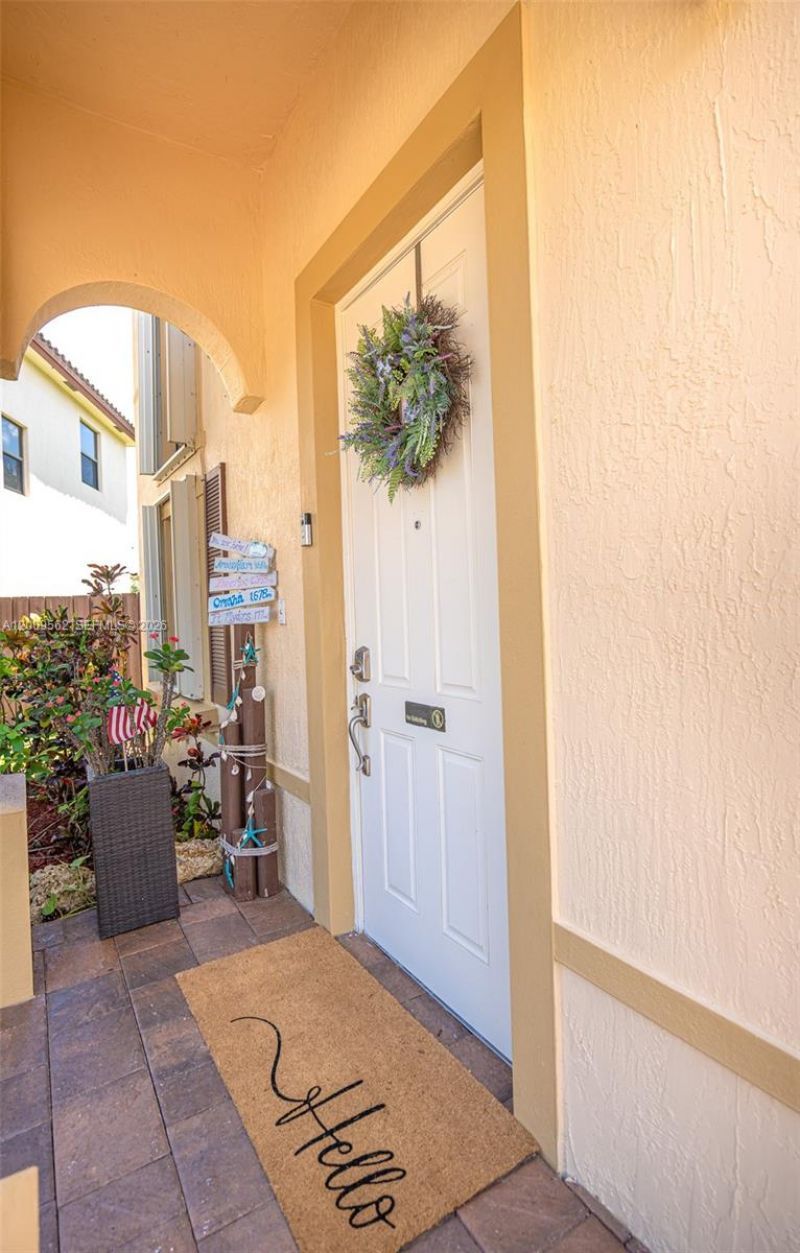 2604 NE 1st St, Homestead, FL 33033 Photo