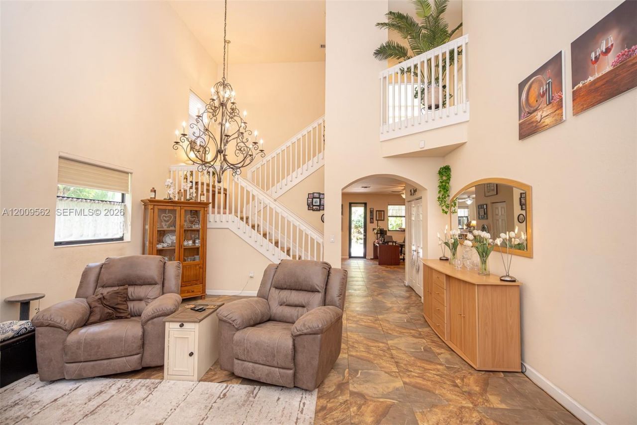 2604 NE 1st St, Homestead, FL 33033 Photo