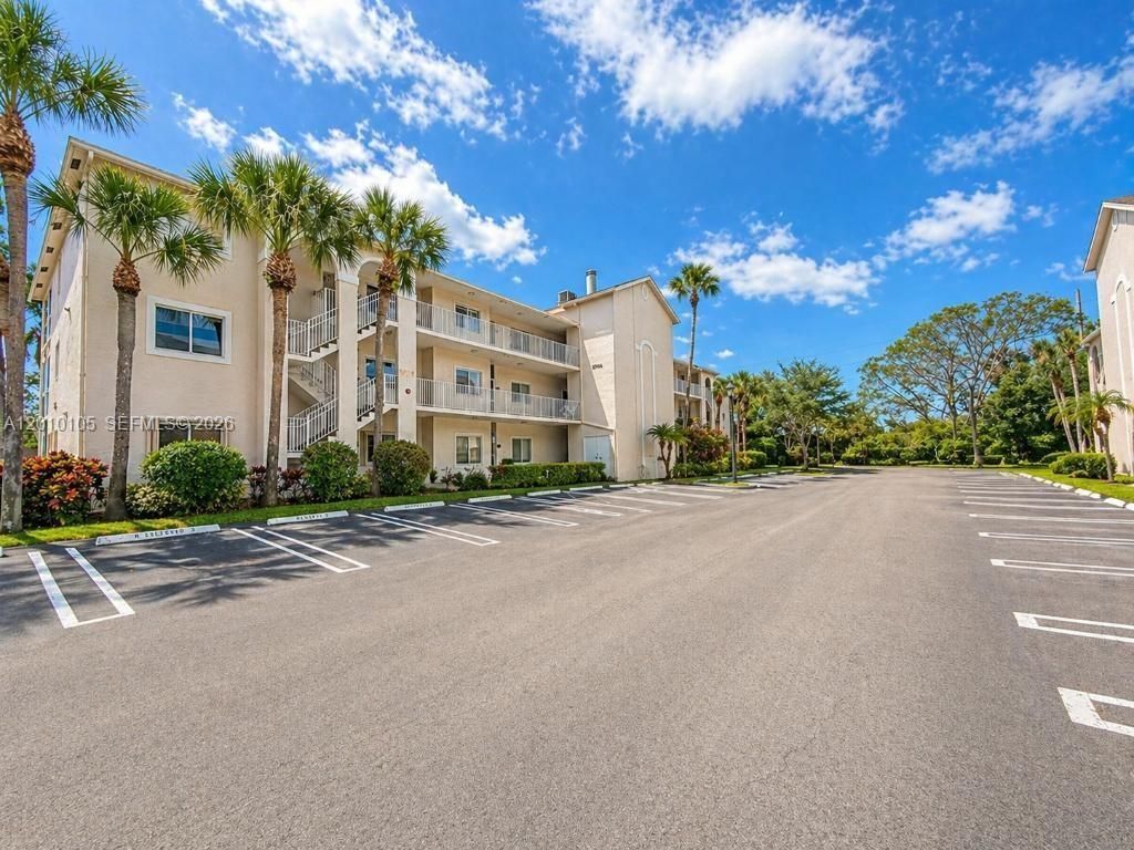 5016 Rose Hill Dr, Unit 2303, Boynton Beach, FL 33437 Photo