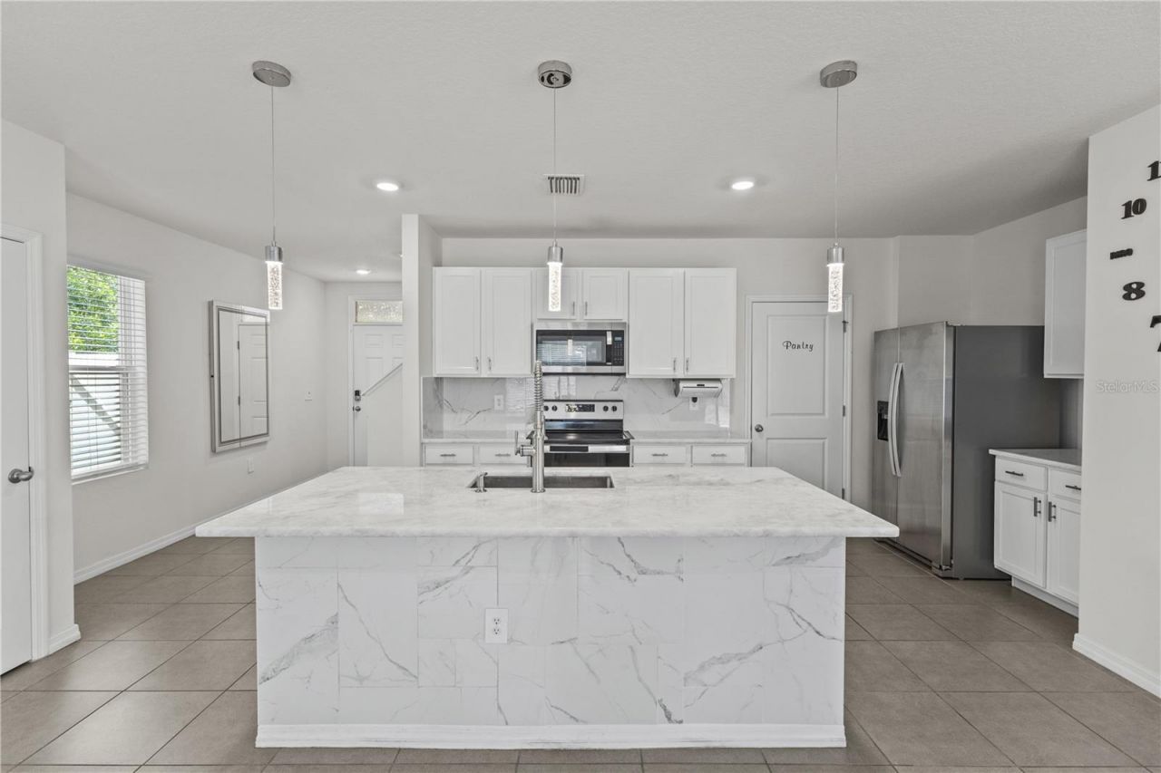 5750 Cape Primrose Drive, Sarasota, FL 34232 Photo