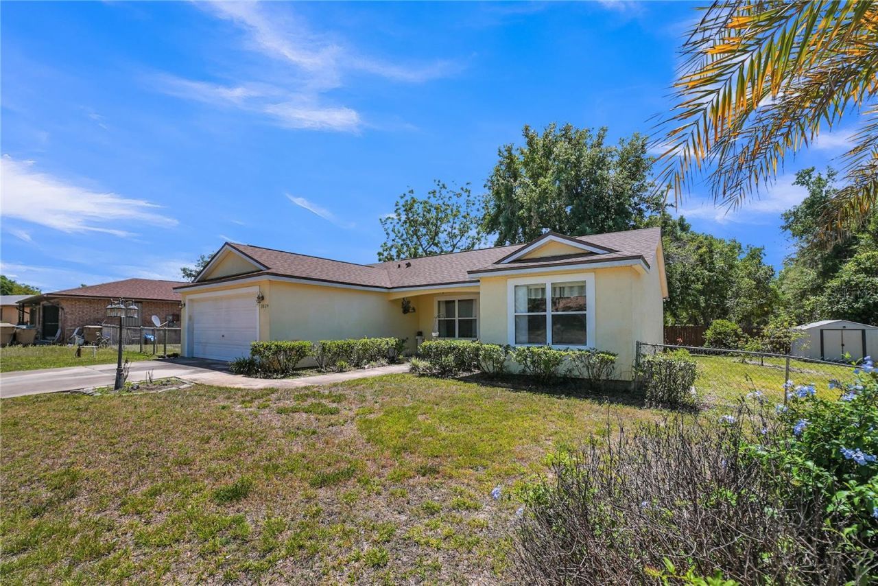3624 Trout Avenue, Fruitland Park, FL 34731 Photo