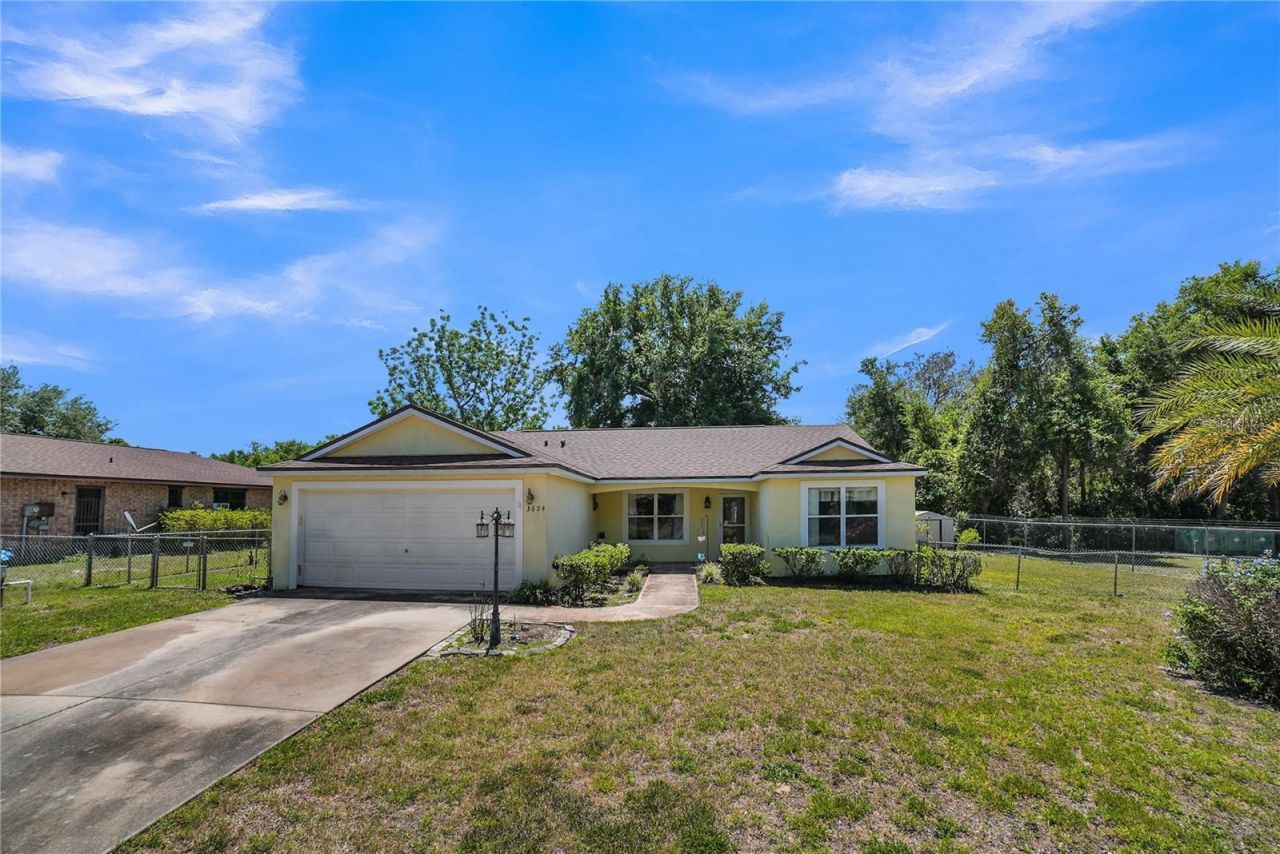 3624 Trout Avenue, Fruitland Park, FL 34731 Photo