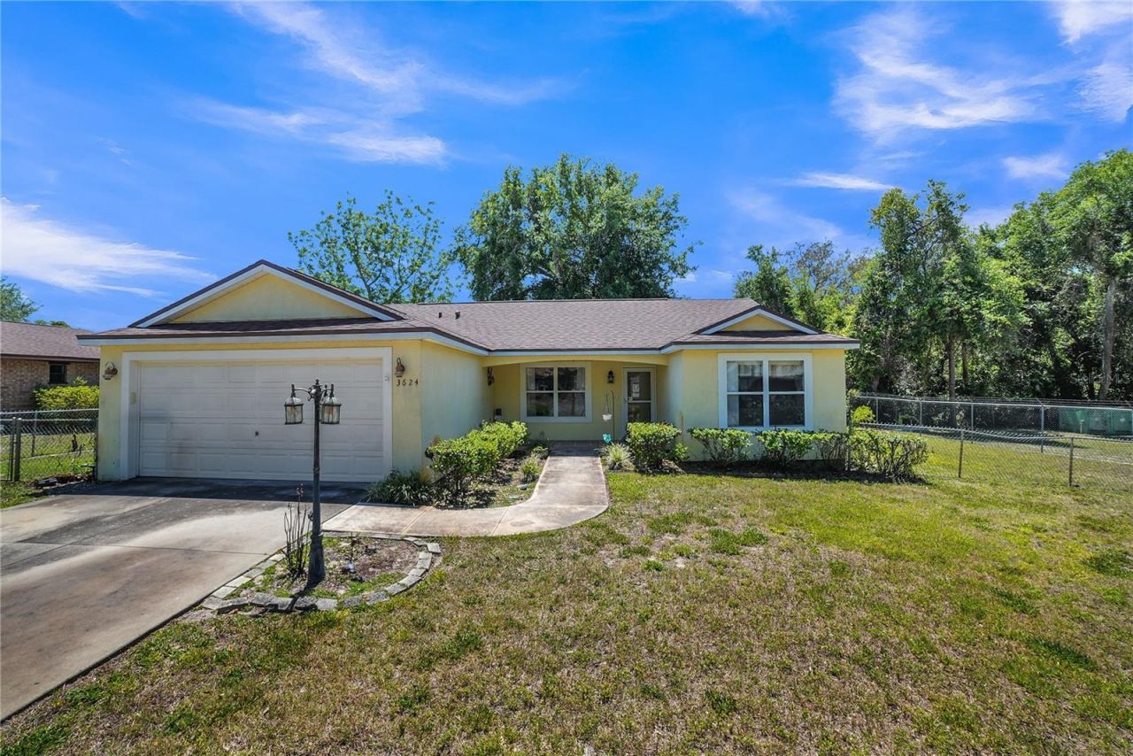 3624 Trout Avenue, Fruitland Park, FL 34731 Photo