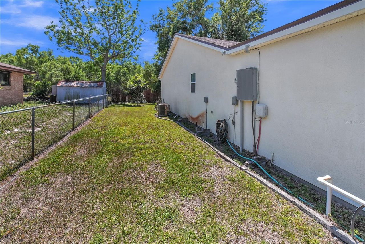 3624 Trout Avenue, Fruitland Park, FL 34731 Photo