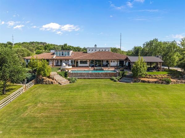 321 Verna Trail N, Fort Worth, TX 76108