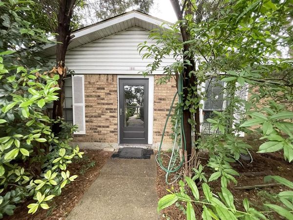 1801 Vine Drive , Garland, TX 75040