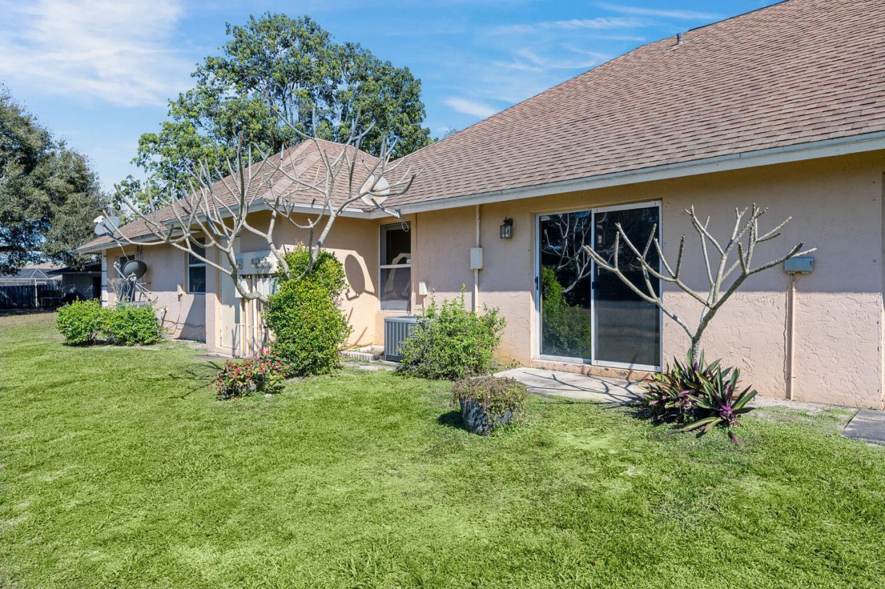 13868 York Court, Unit C, Wellington, FL 33414 Photo