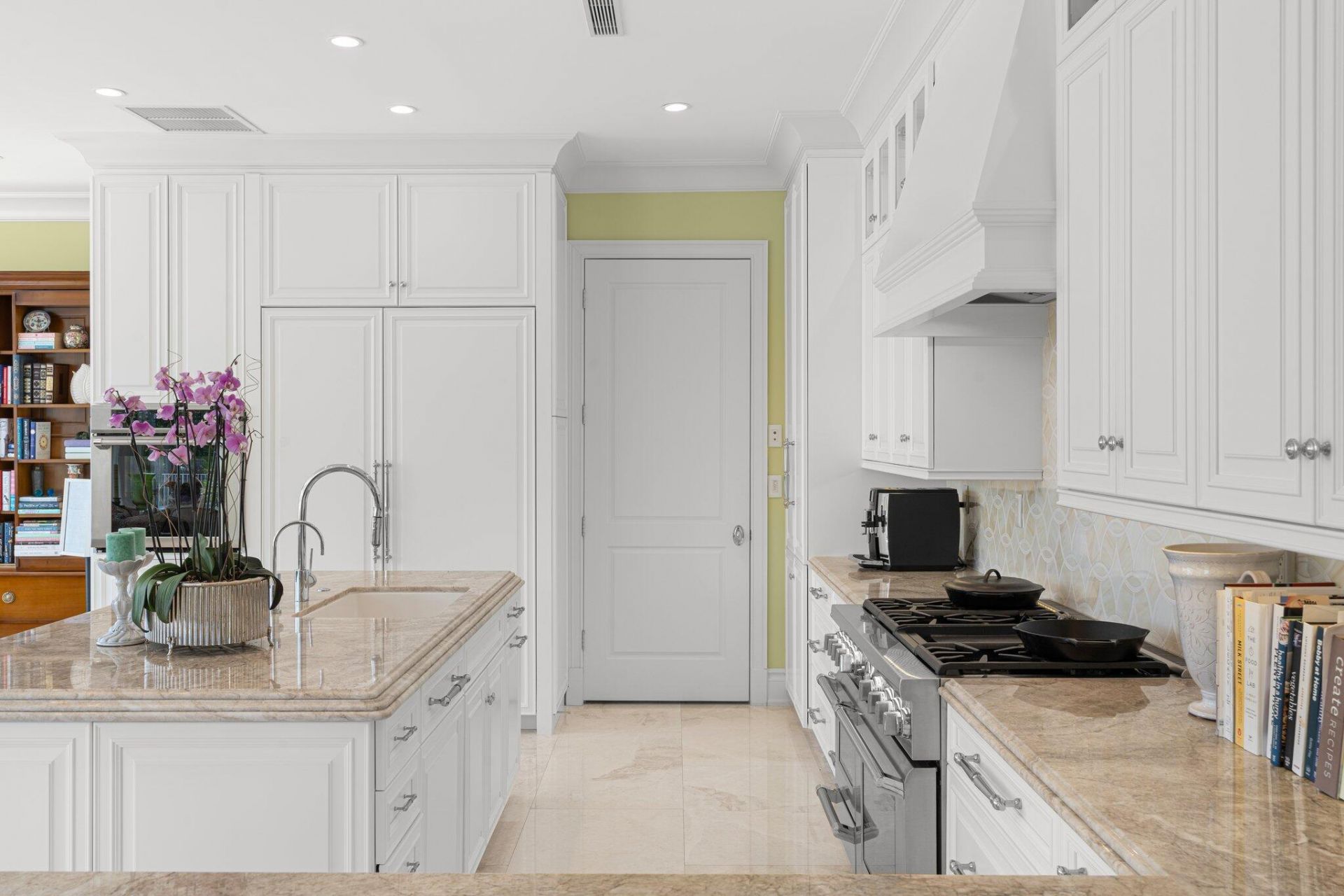 2870 NE 24th Place, Fort Lauderdale, FL 33305 Photo