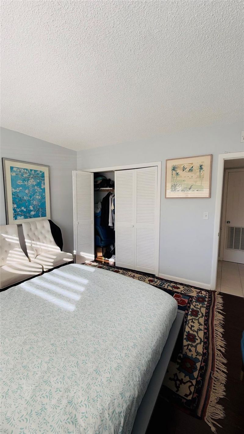 4200 Crystal Lake Drive, Unit 210, Pompano Beach, FL 33064 Photo