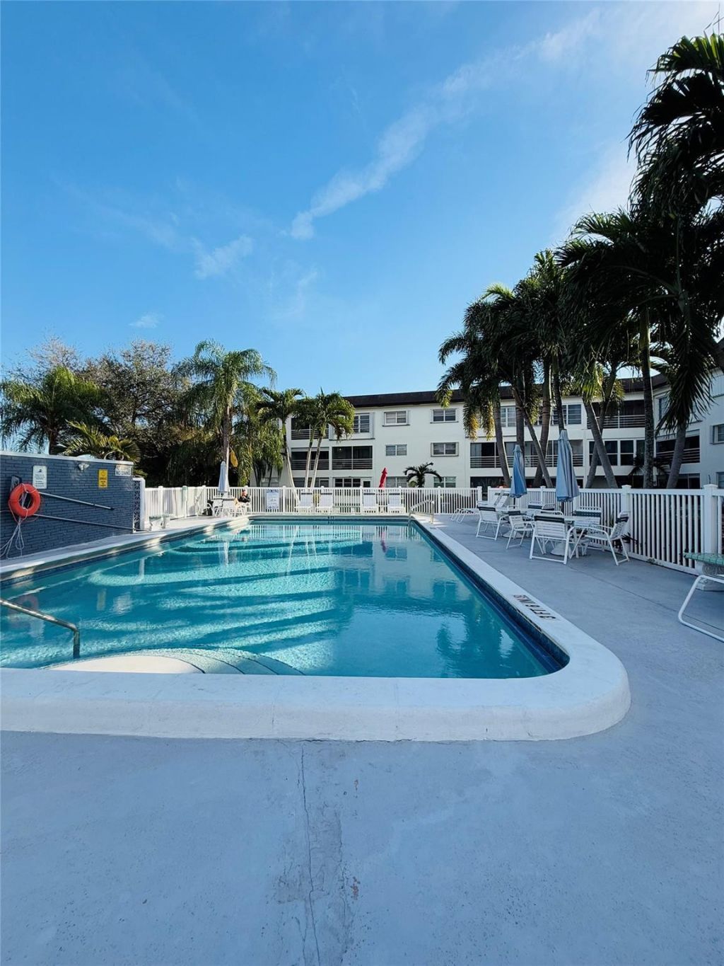 4200 Crystal Lake Drive, Unit 210, Pompano Beach, FL 33064 Photo
