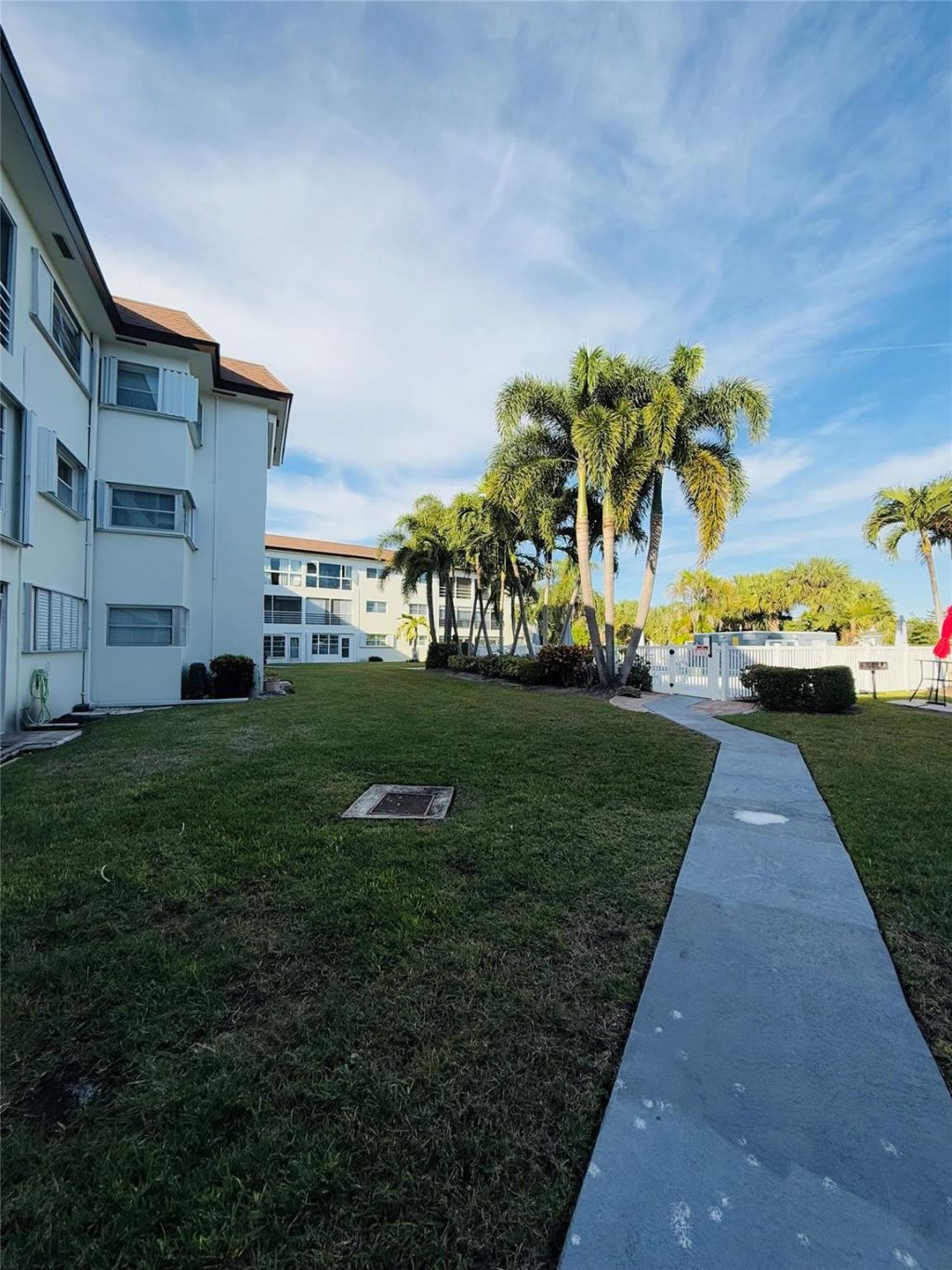 4200 Crystal Lake Drive, Unit 210, Pompano Beach, FL 33064 Photo