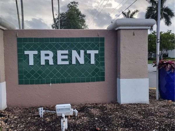 7621 Trent Drive, Unit 111, Tamarac, FL 33321