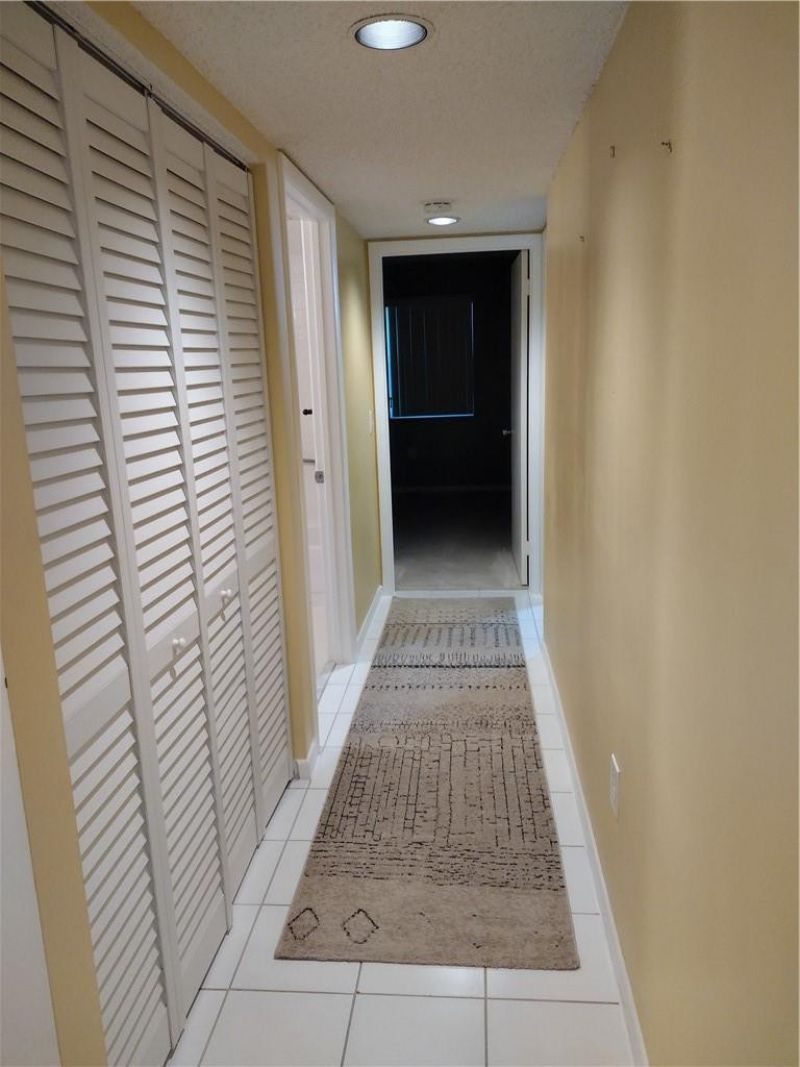 7621 Trent Drive, Unit 111, Tamarac, FL 33321 Photo