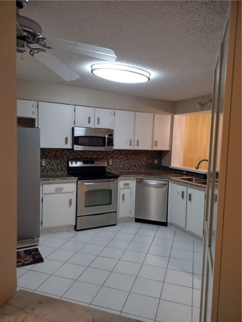 7621 Trent Drive, Unit 111, Tamarac, FL 33321 Photo