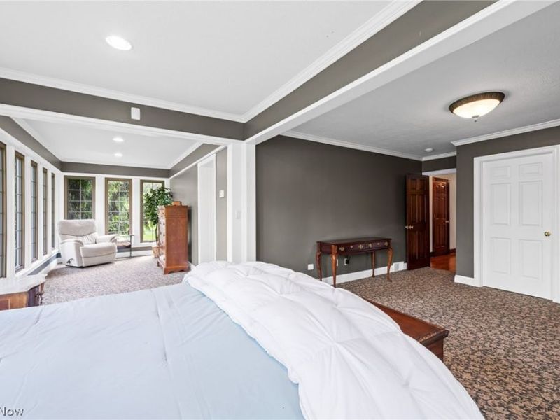 6736 Big Creek Parkway, Middleburg Heights, OH 44130 Photo 17