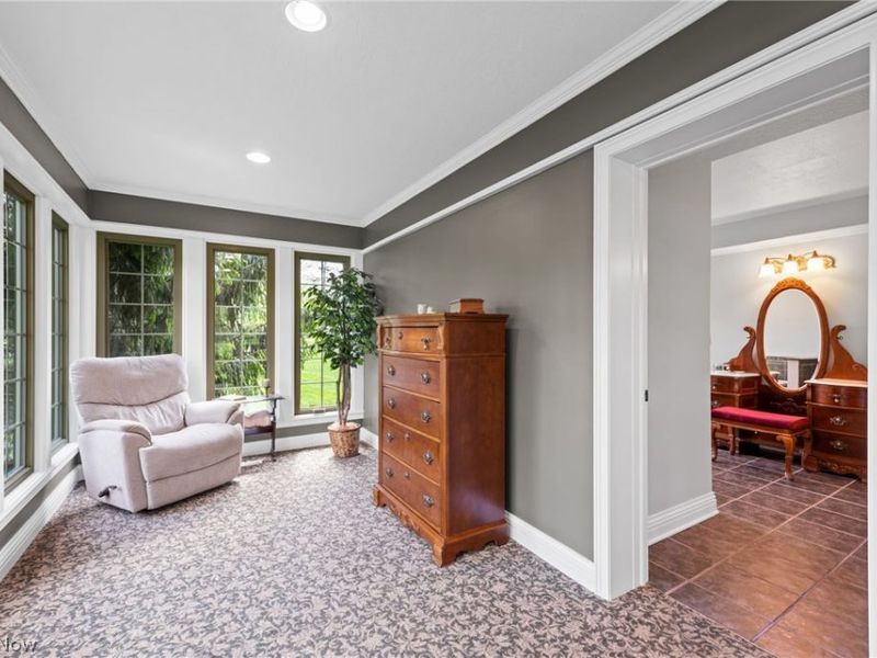 6736 Big Creek Parkway, Middleburg Heights, OH 44130 Photo 18