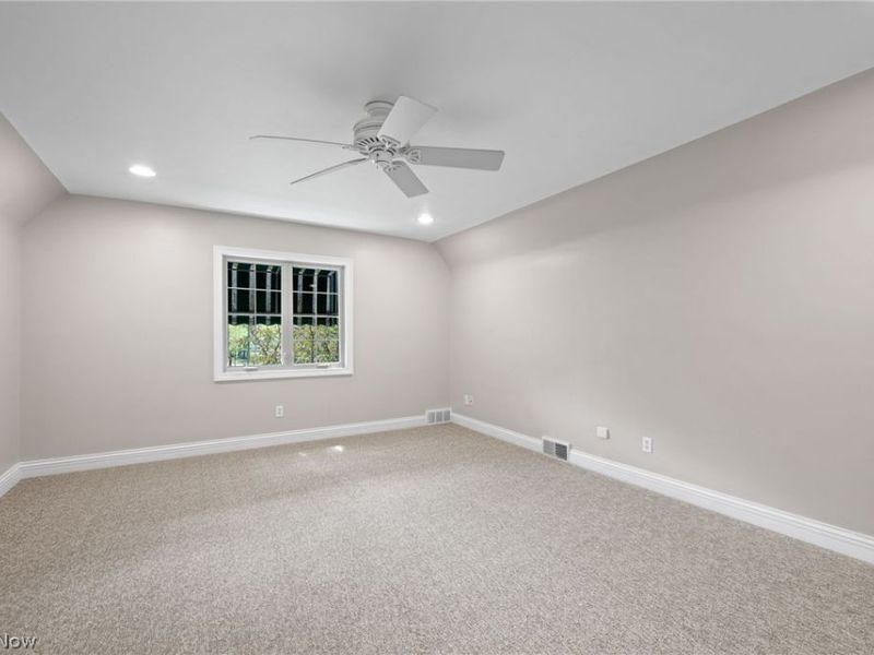 6736 Big Creek Parkway, Middleburg Heights, OH 44130 Photo 25