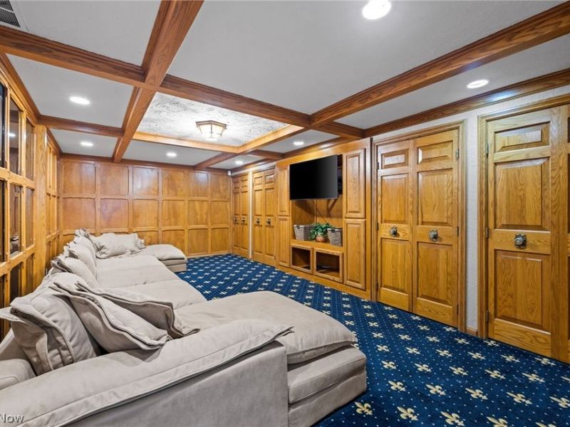 6736 Big Creek Parkway, Middleburg Heights, OH 44130 Photo 29