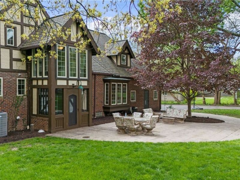 6736 Big Creek Parkway, Middleburg Heights, OH 44130 Photo 39