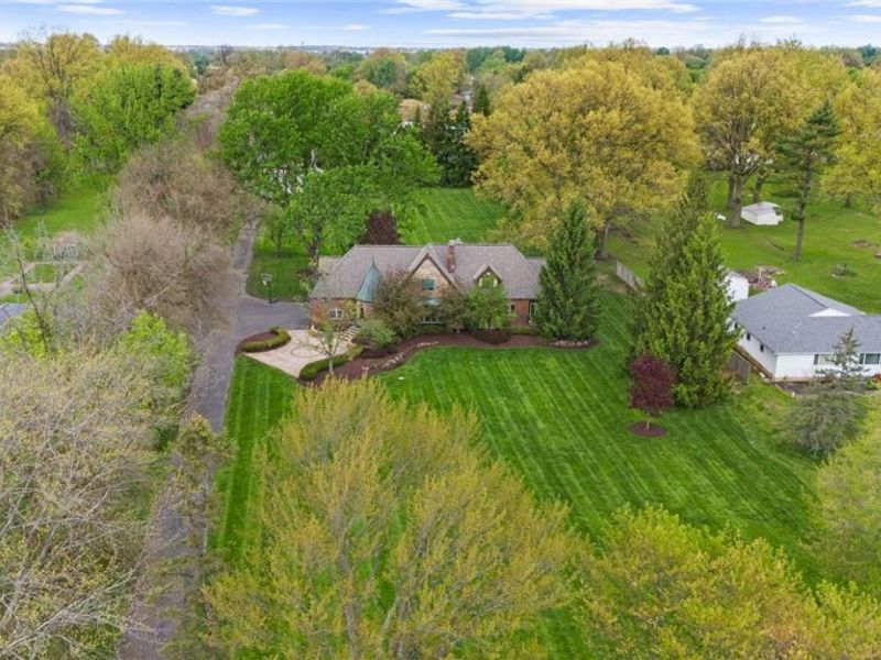 6736 Big Creek Parkway, Middleburg Heights, OH 44130 Photo 44