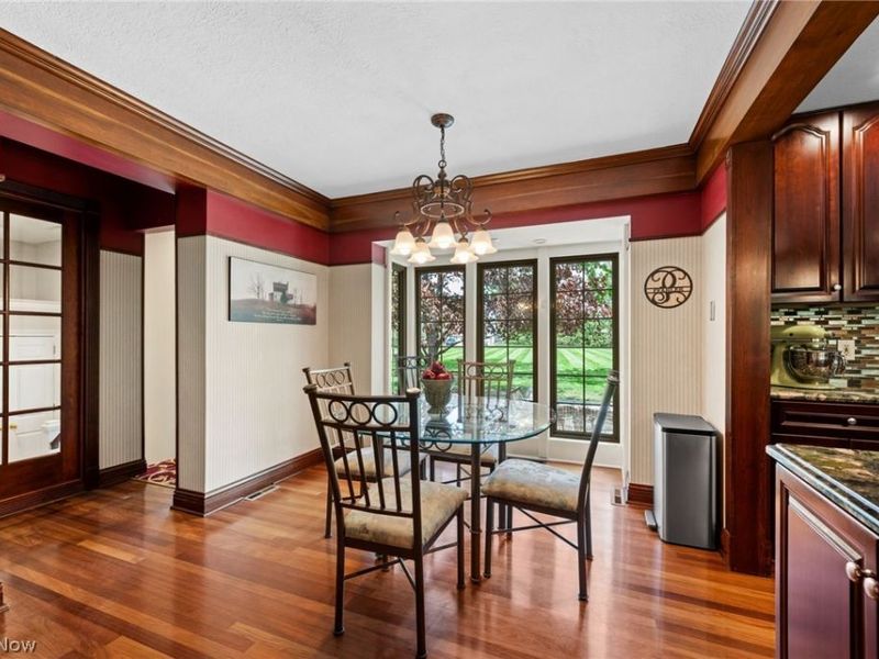 6736 Big Creek Parkway, Middleburg Heights, OH 44130 Photo 8