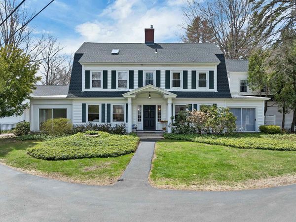 1 Farm House Lane, Unit 2, Wolfeboro, NH 03894