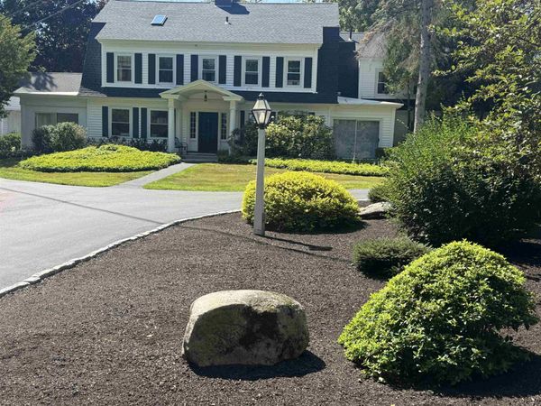 1 Farm House Lane, Unit 2, Wolfeboro, NH 03894