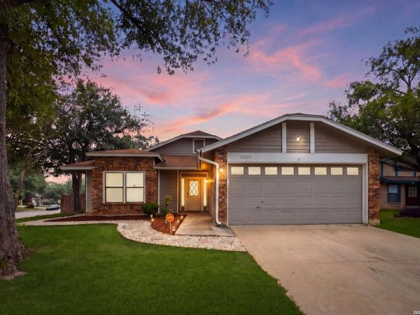 13203 WOOD CLIMB ST, San Antonio, TX 78233