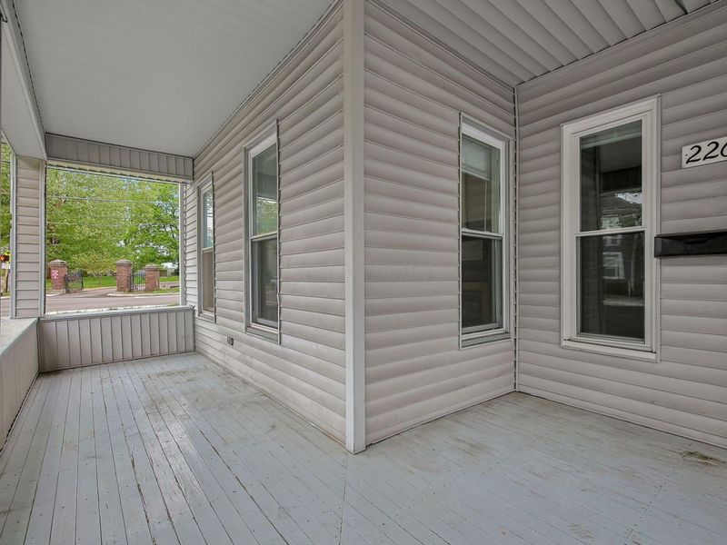 226 W Union Street, Athens, OH 45701 Photo 5